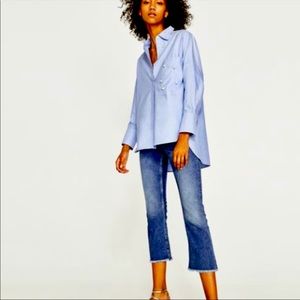 Oxford skirt with faux pearl details on collar and pocket